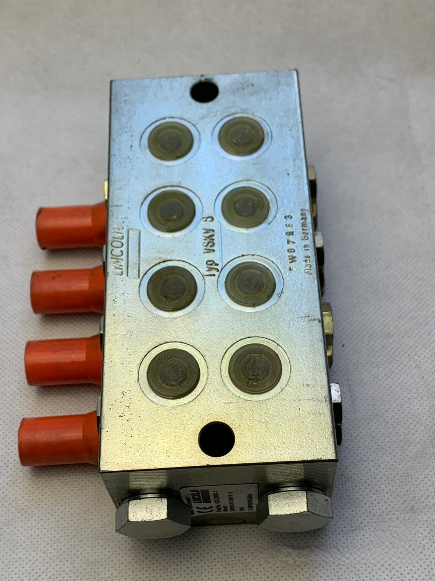 620-29990-1/501634 Lincoln Hydraulic Oil Distributor Genuine Putzmeister Concrete Pump Spare Parts PM 100% New