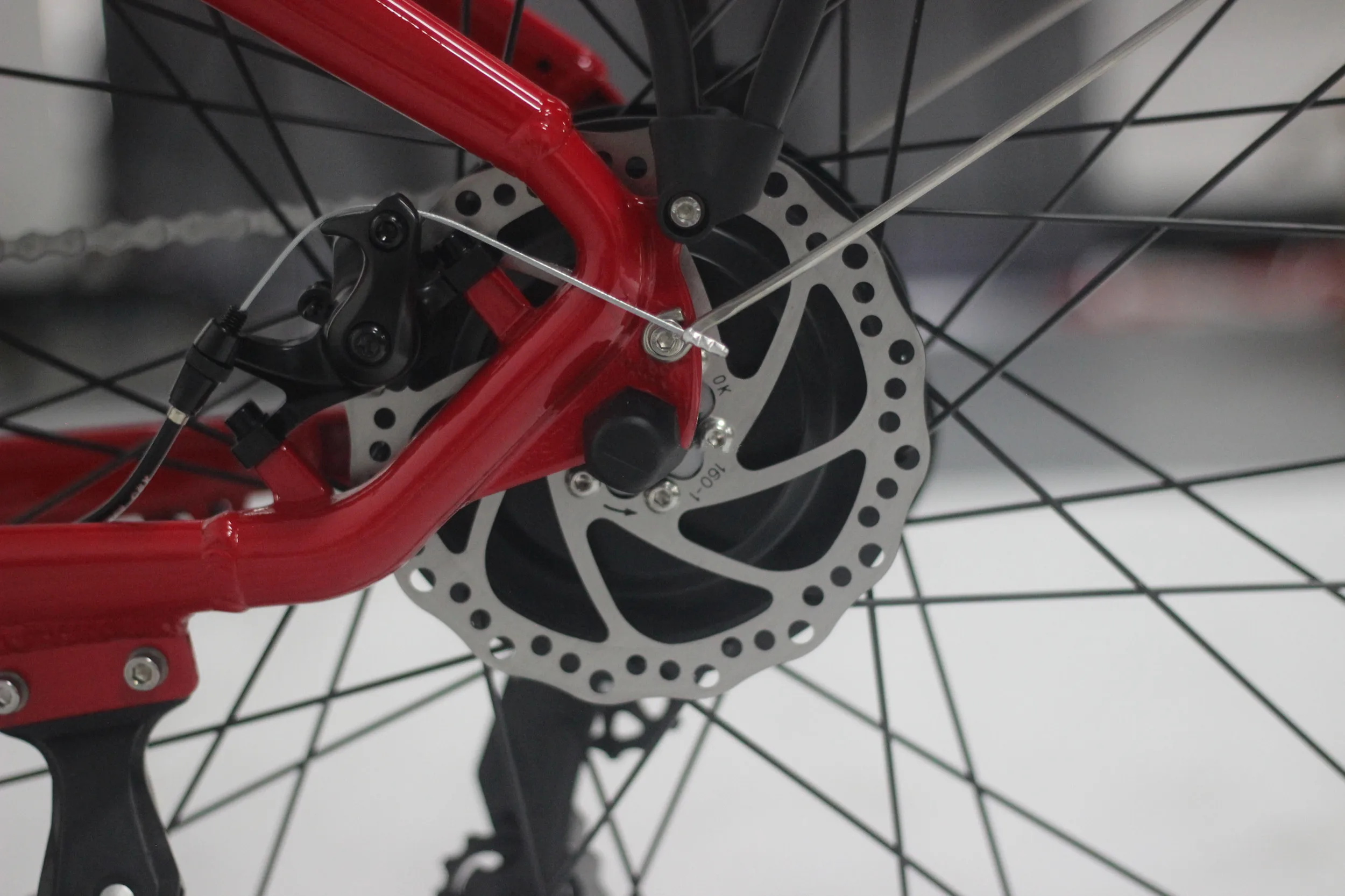 27.5 Inch Electric City Bike Max Speed 30 - 50Km/h 36V 13Ah Hidden Battery