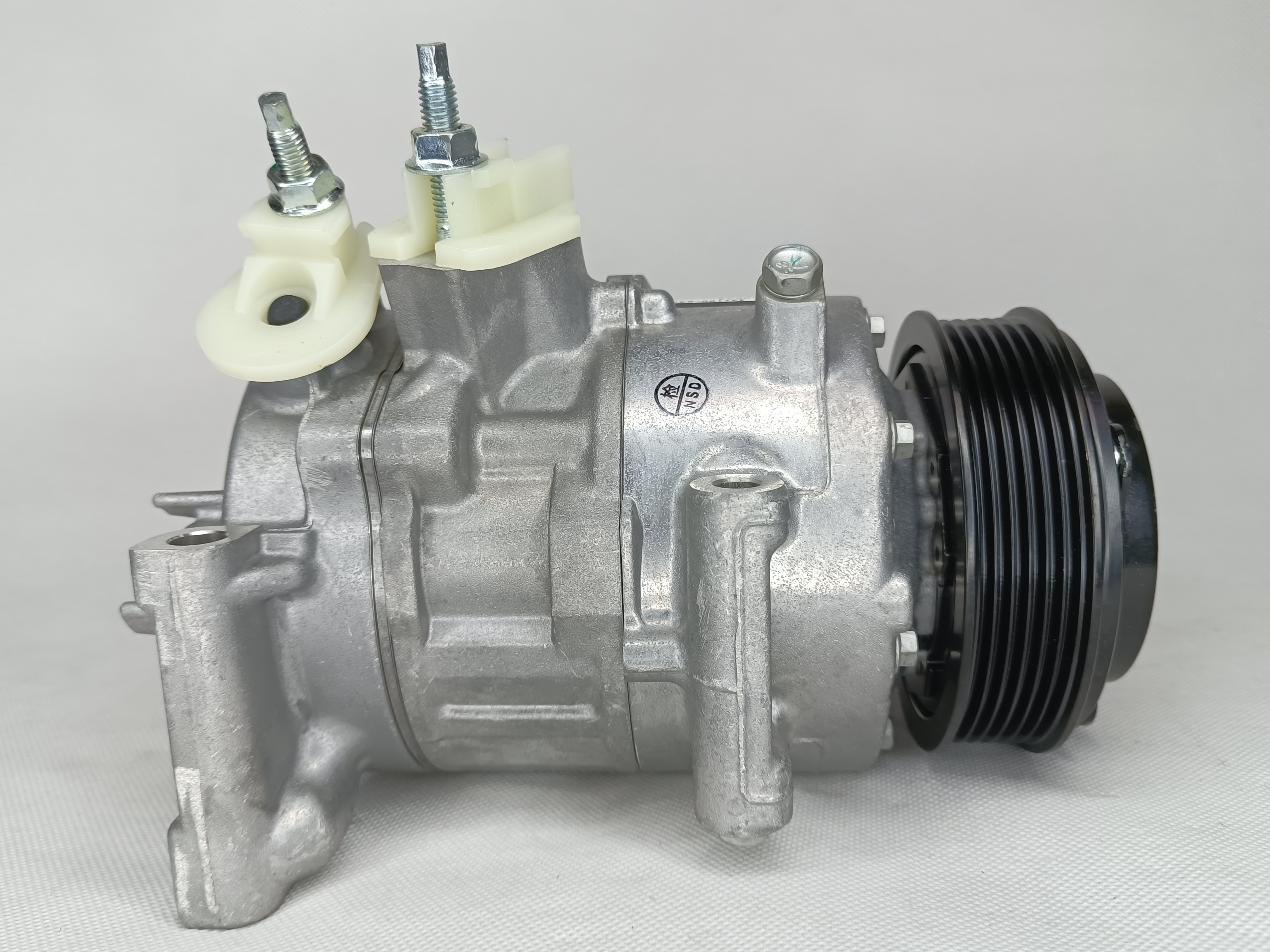 Auto Ac Conditioning Compressor For Ford Mondeo1.5T DG9H19D629SA DG9H19D629SB DG9H19D629SC