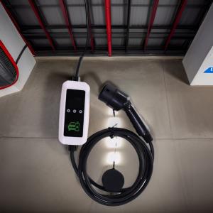 Quality Function Leakage Protection e-mingze 3.5KW 16A GBT 1phase EV Charging Car EV Charger Holder AC EV Charger for Electric Car wholesale
