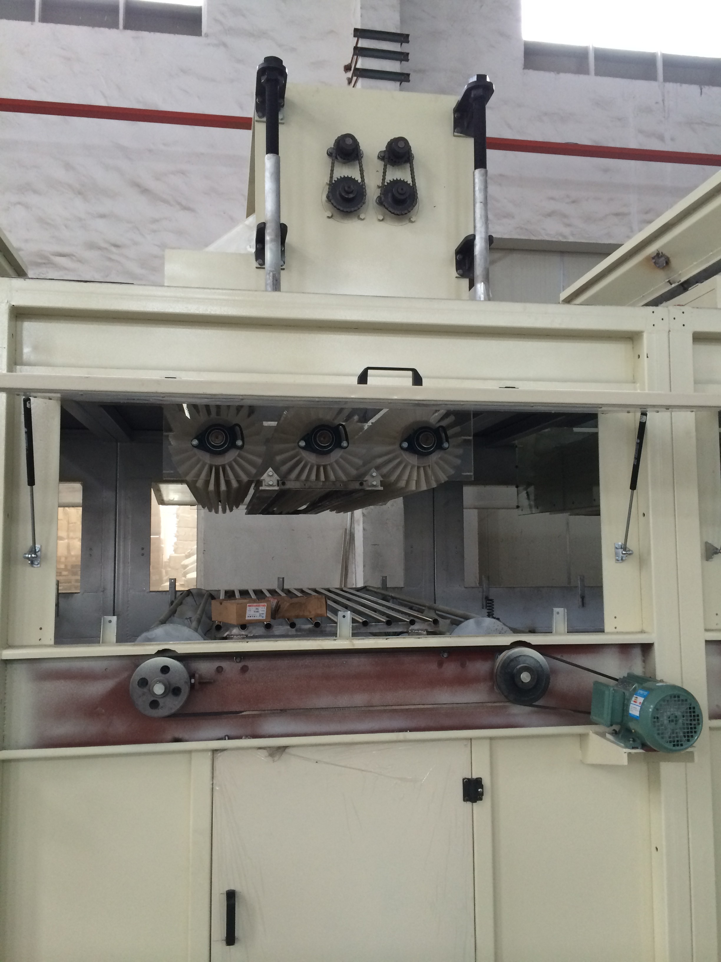 Knitting Non - Woven Electrostatic Flocking Equipment Available Working Width 160cm