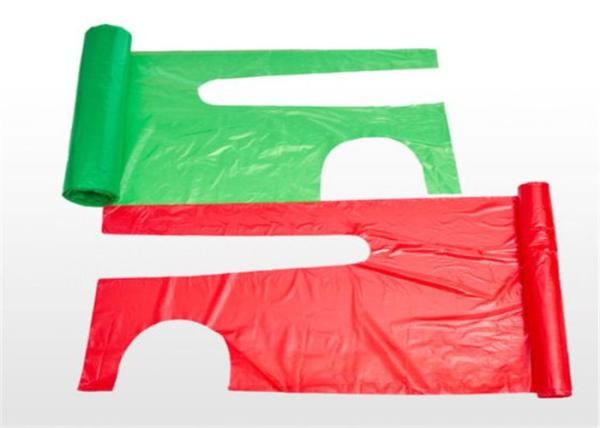 Colored Disposable Plastic Aprons On A Roll , Disposable PE Apron ISO CE