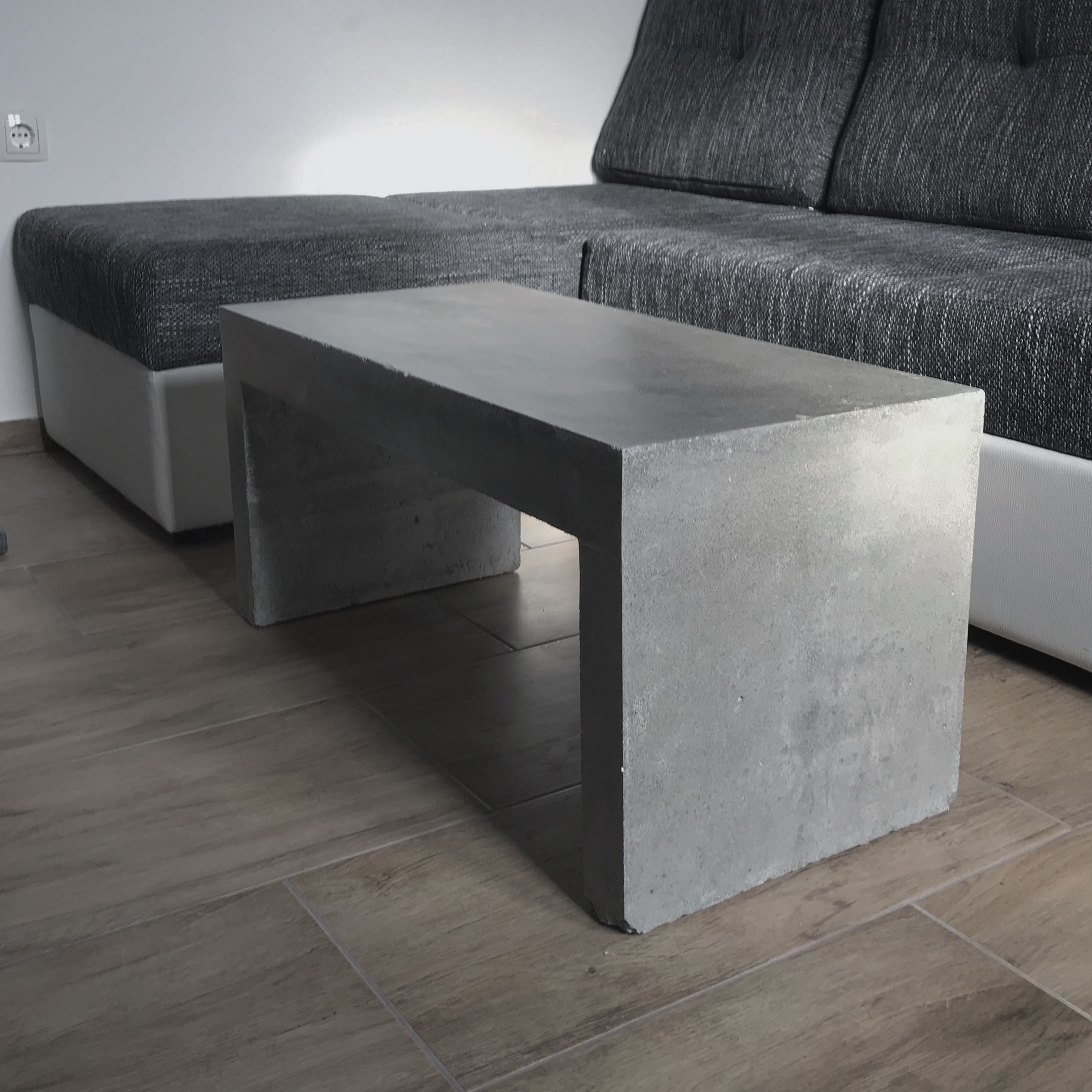 Lightweight Outdoor Concrete Furniture Concrete Side Table Bench Manufacturer