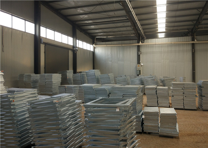City Road Galvanised Walkway Panels , Rigid Stainless Steel Walkway Gratings