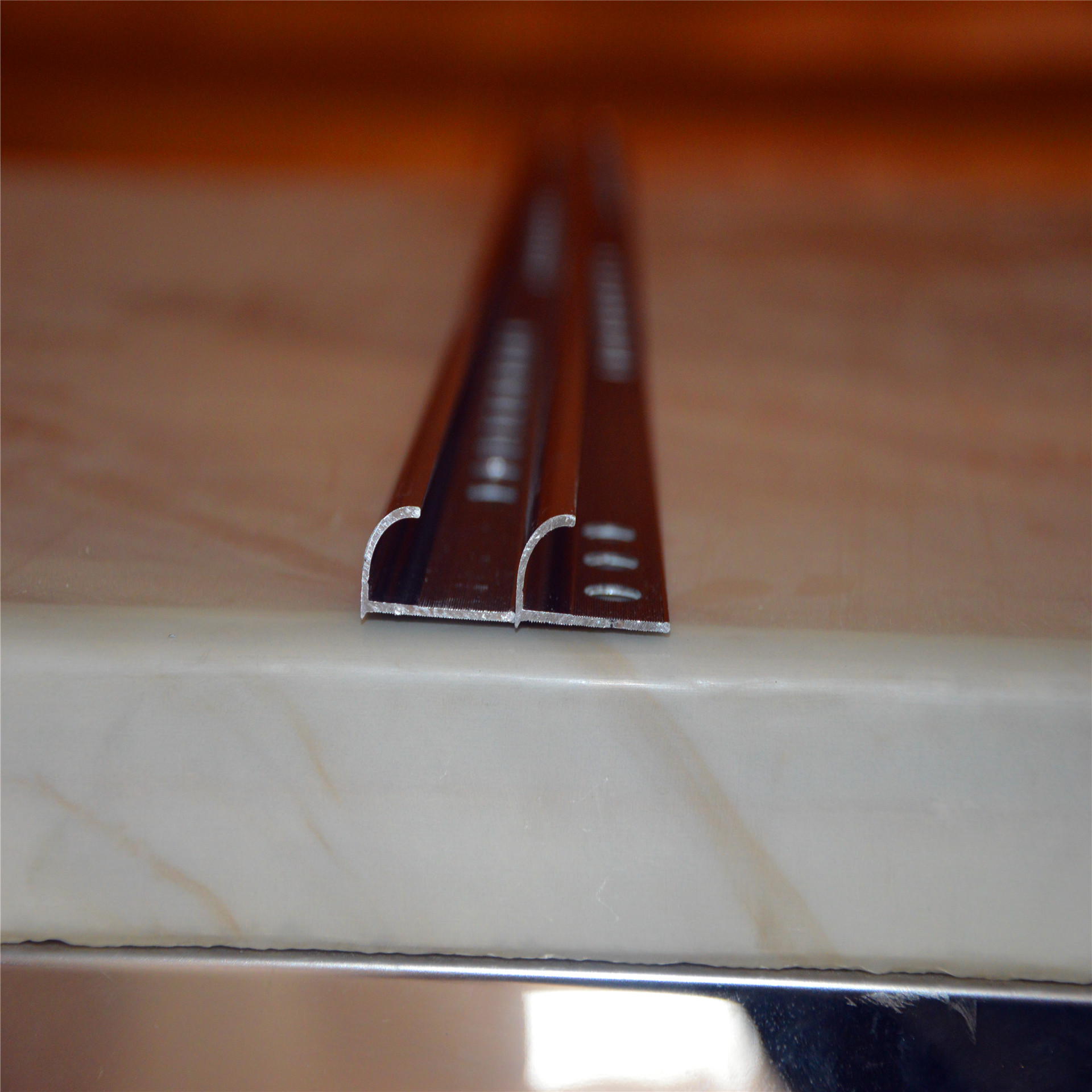 Durable Angle Line Floor Strip Aluminum Wall Corner Edge Floor Transition Accessories