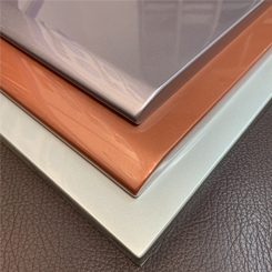 Modern Bedroom Furniture Moisture Resistance Walk-in Wardrobe for Wall Installation