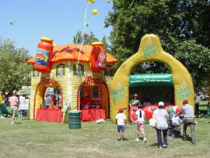 Quality Colorful display advertising inflatables booth Kiosks for outside exhibition wholesale