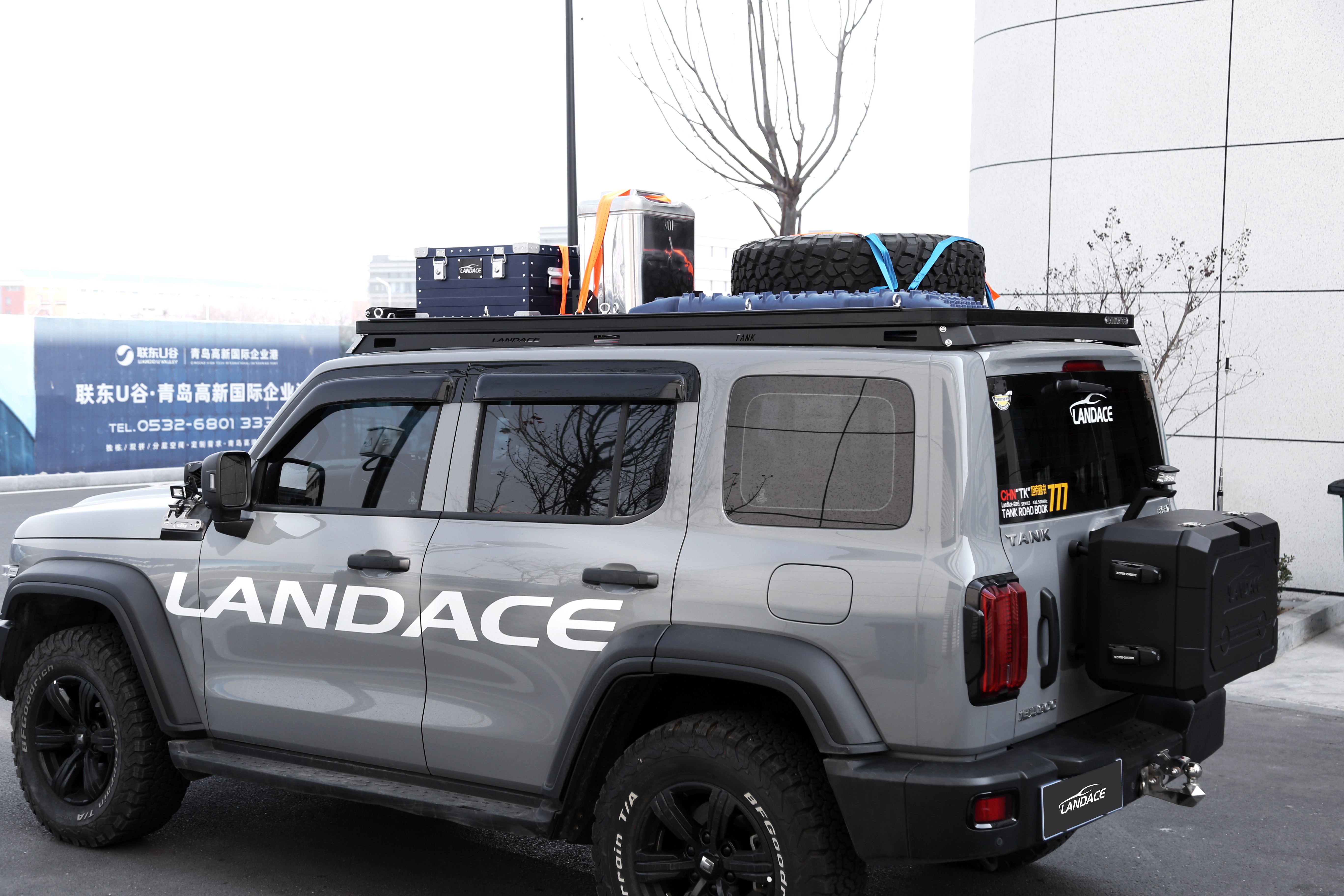 Landace Logo 4x4 Vehicle Exterior Accessories Aluminum Wind Fairing Roof Rack Tray Platform Luggage Bracket For Tank 300 BLACK