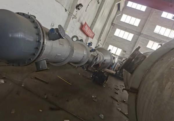 Chemical Industry 316L Stainless Steel Tower Solvent Recovery Machine Distillati