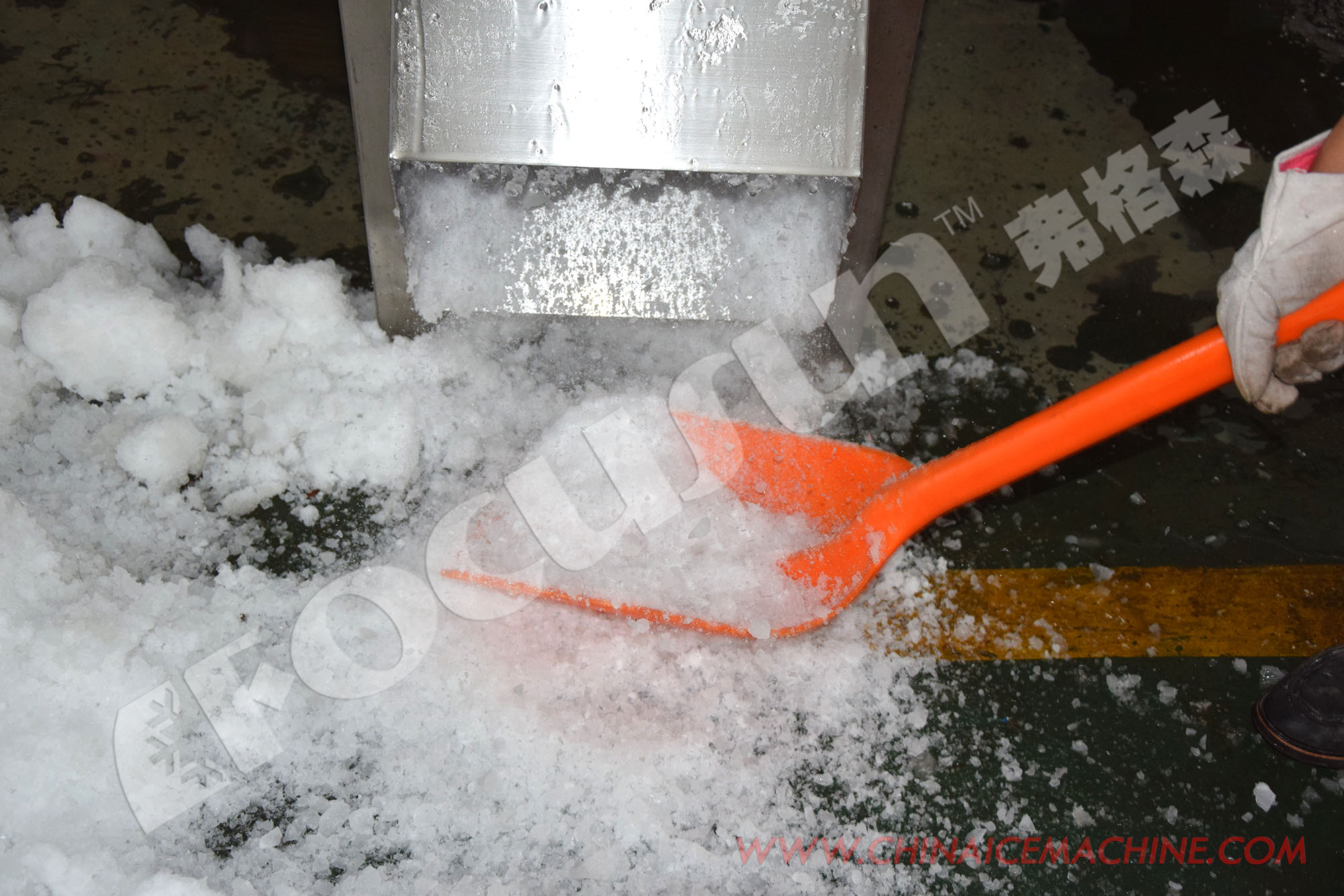 High Capacity 1 Ton per Hour Ice Crushing Machine for Commercial Applications