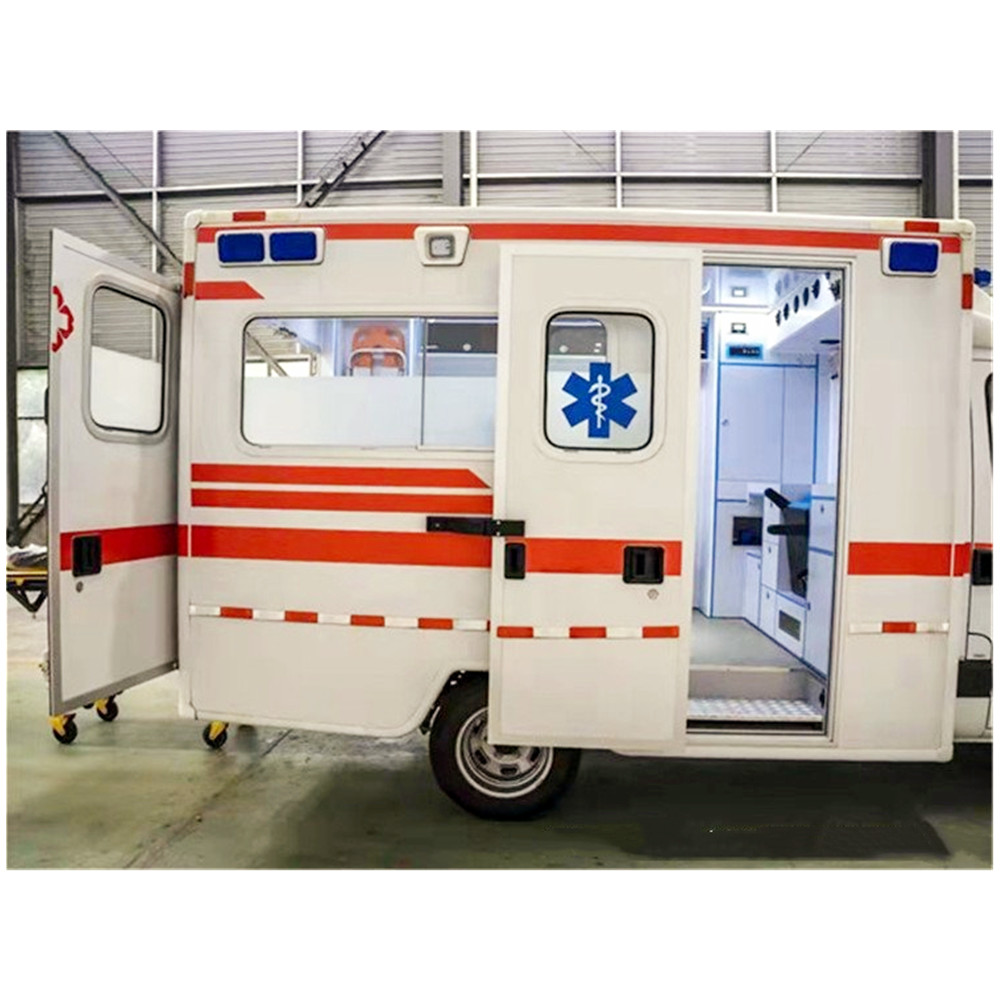 Emergency Ambulance Car With Euro 5 Emission Standard Curb Weight 2970 Kg Medical Rescue Vehicle