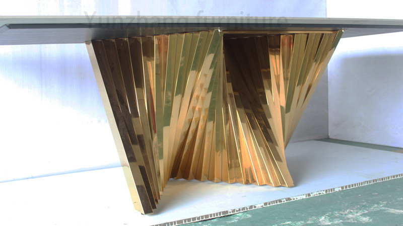 Gold Irregular Luxury Modern Dining Tables Metal Base With Marble Table Top