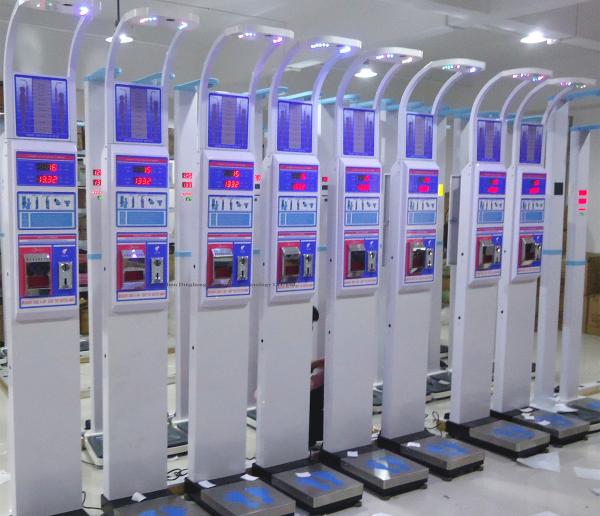 Hospital Healthcare Body Weight Measurement Machine , Digital Scale With Bmi