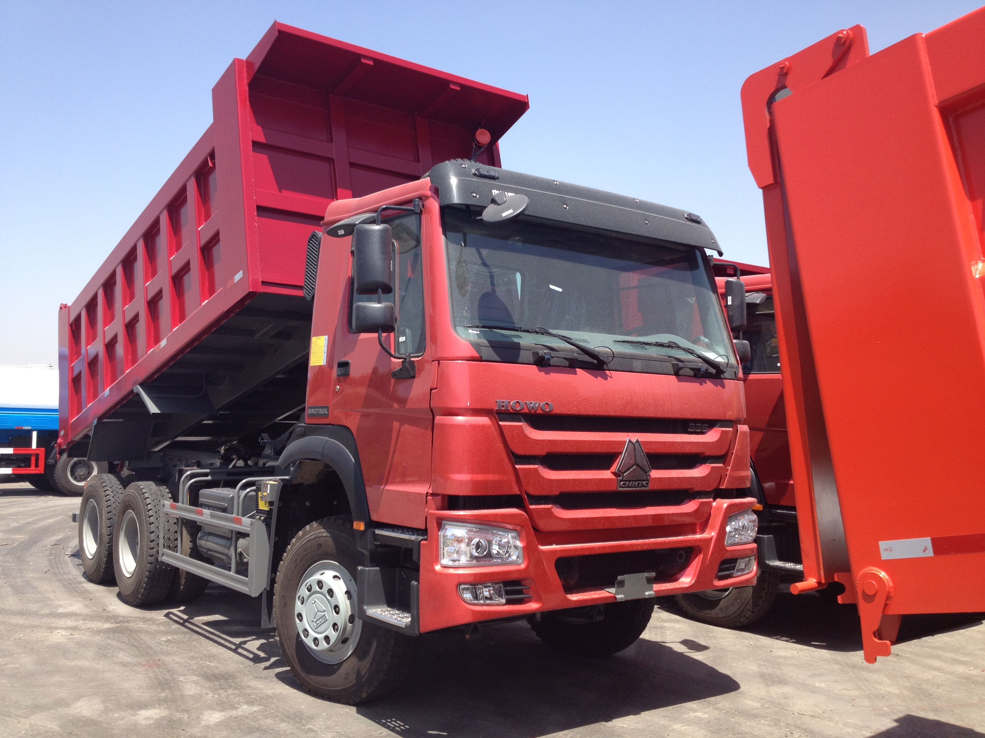 336HP dump truck