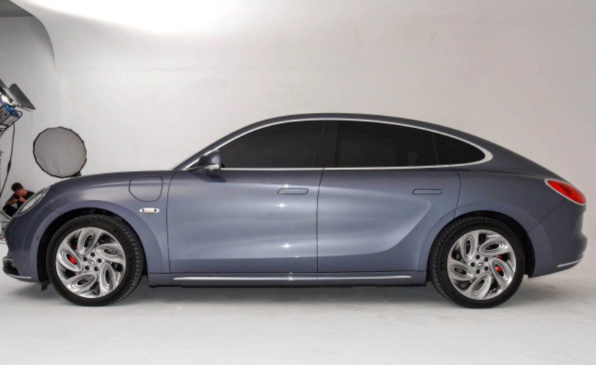 ORA lightningmao 2022 600km Four-wheel drive high-performance Version 4 Door 5 seater Sedan