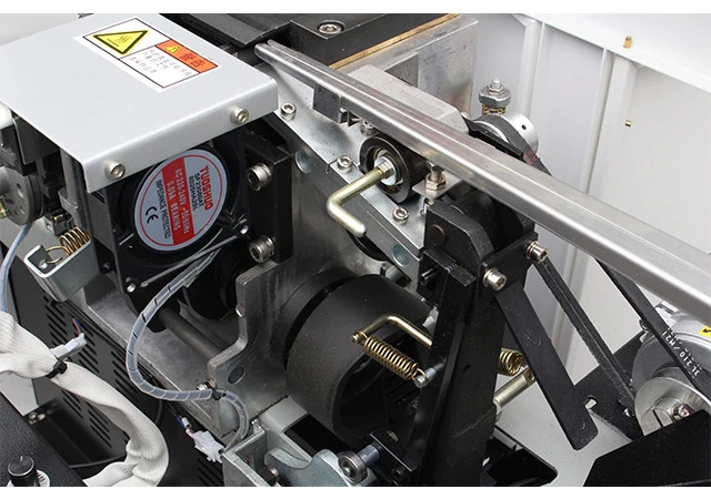 YH-101A Import Automatic Carton / Case Strapping Machine For PP Straps Pouch Packing Machine