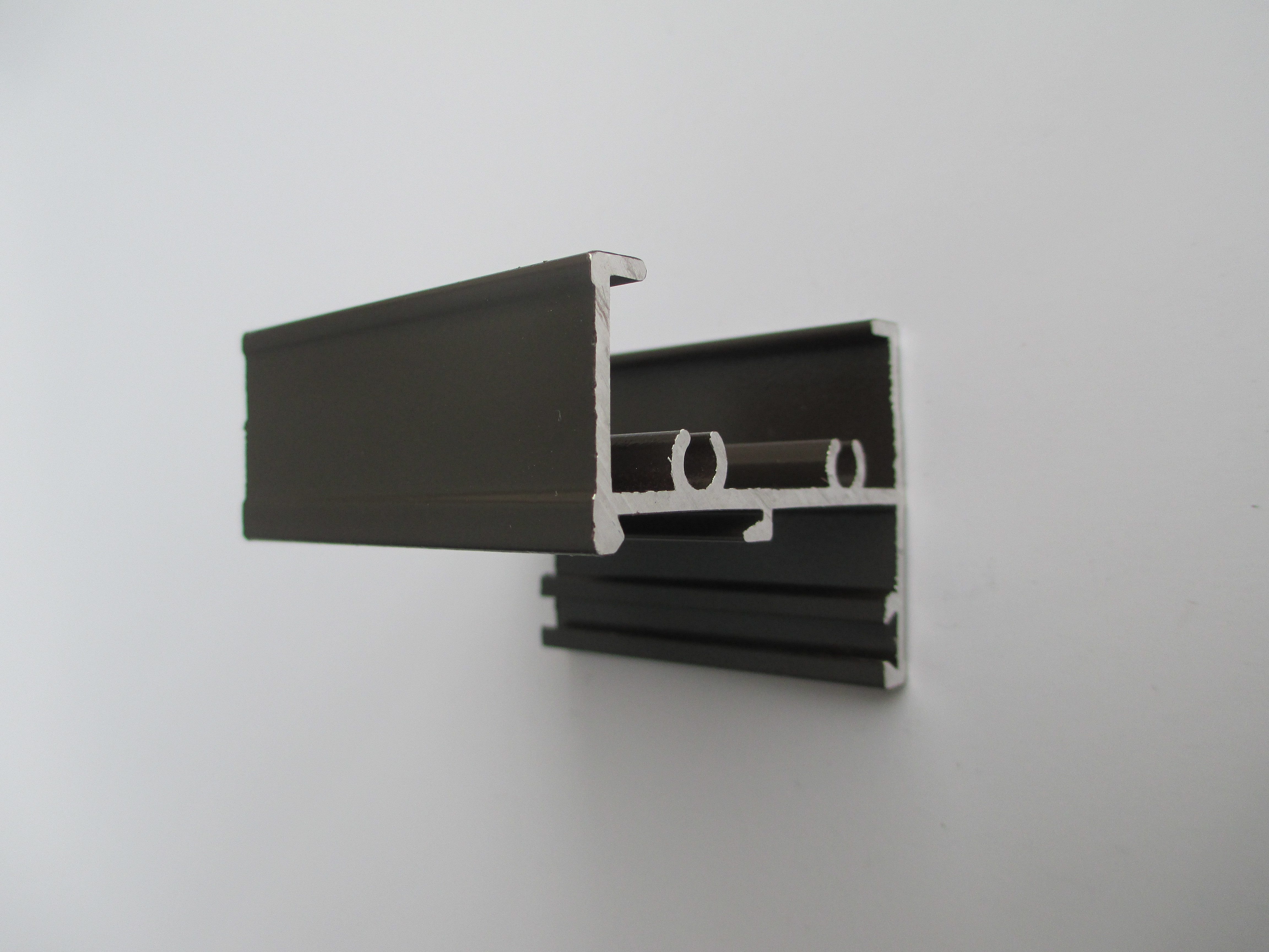 Black 6063 - T5 Aluminium Trim Profiles , Aluminium Extruded Profiles T3 - T6 Temper