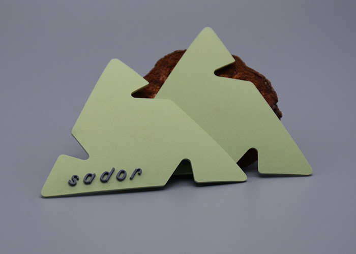 Customized Eco Friendly Silicone Patch Printing Matte Silicone Logo For Clothing