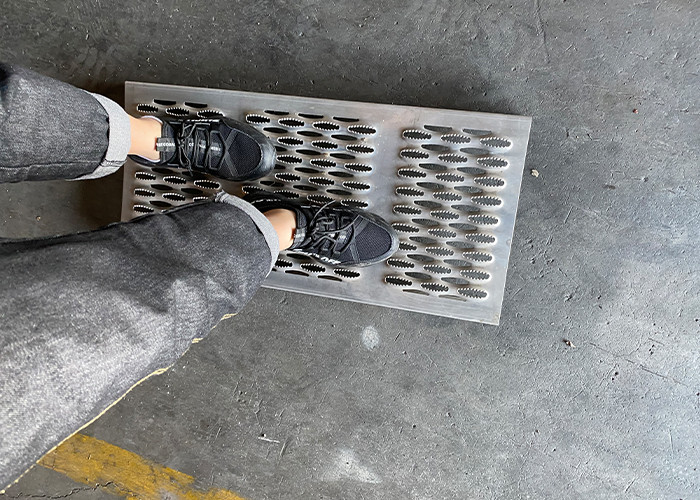 Custom Aluminum Iron SS 4mm Thick Perforated Metal Plate