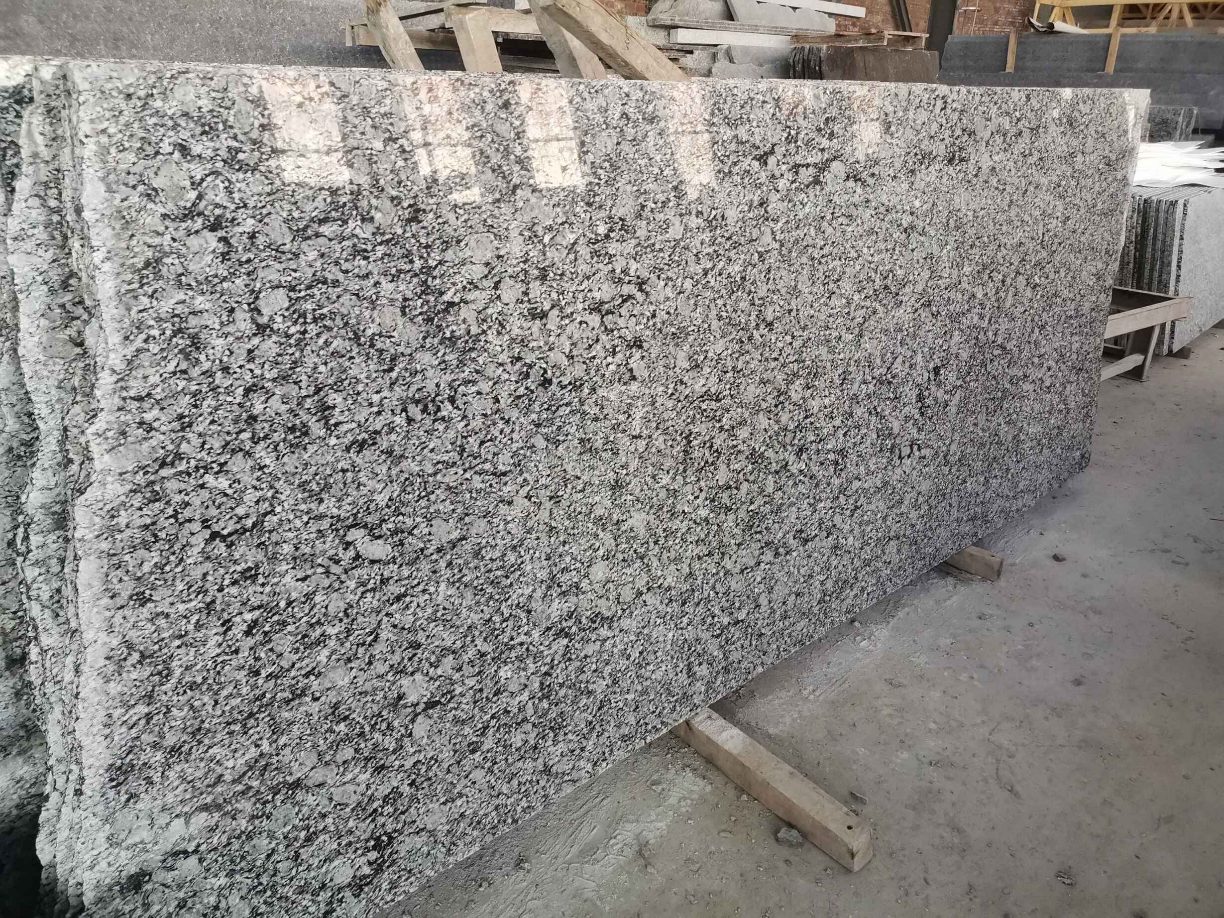 Cut-To-Size Black Granite Slab for Stairs and Buildings in Modern Chinese Design