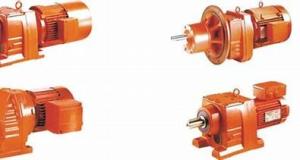 Quality RF Series Helical Gear Reducer Flange Mounted Horizontal 0.37KW wholesale
