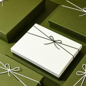 Quality Custom Luxury Cardboard Lid And Base Cosmetic Packaging Box Personalized Gift Box Set With Ribbon wholesale