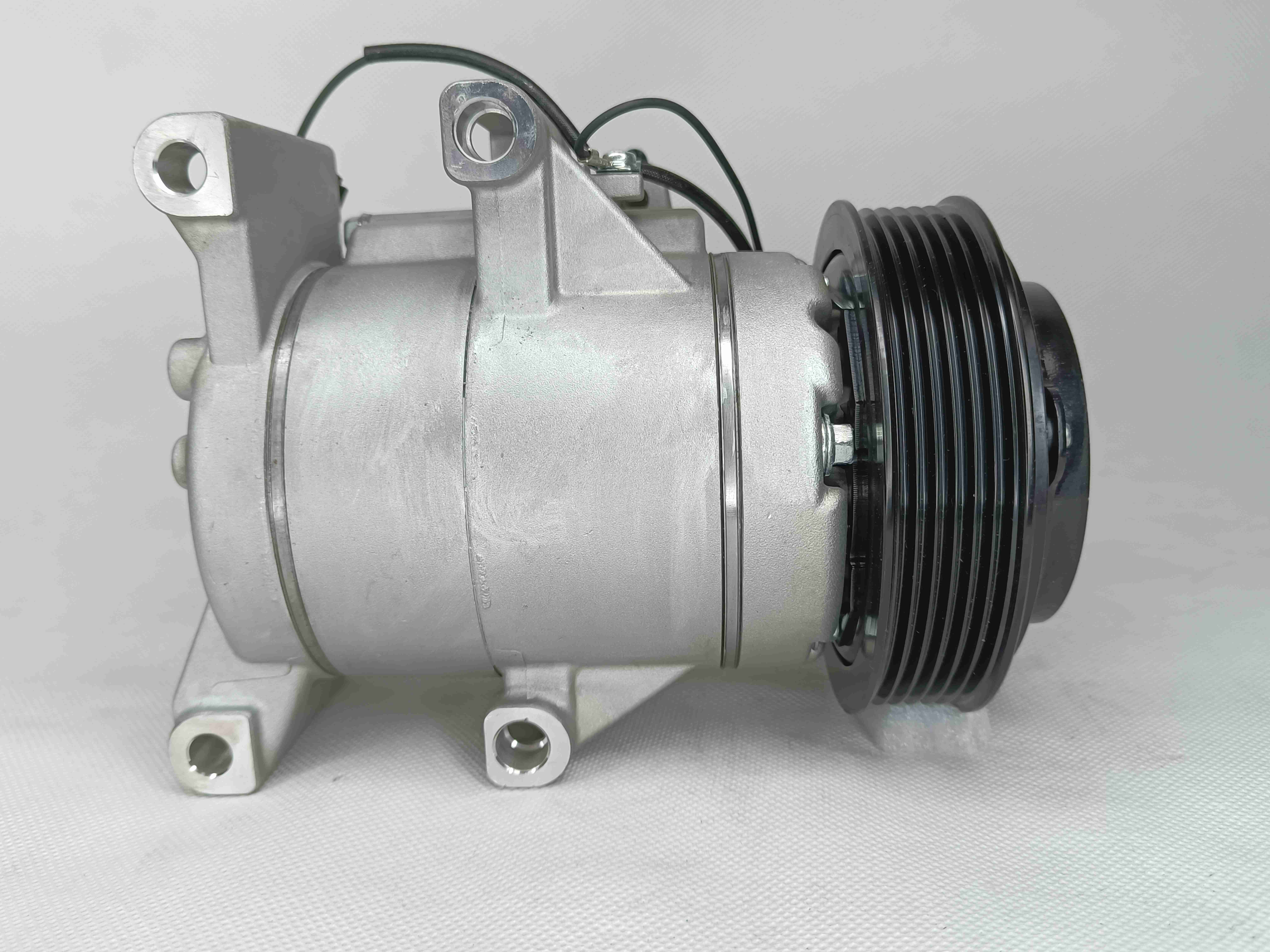 OEM 977010U000 Truck Ac Compressor Assembly For Hyundai Verna