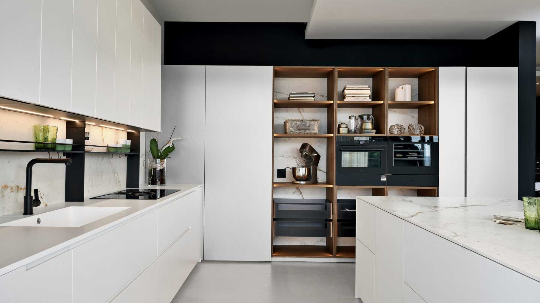 European Style Lighting Kitchen Cabinet with Glass Door and Melamine Board Backsplash