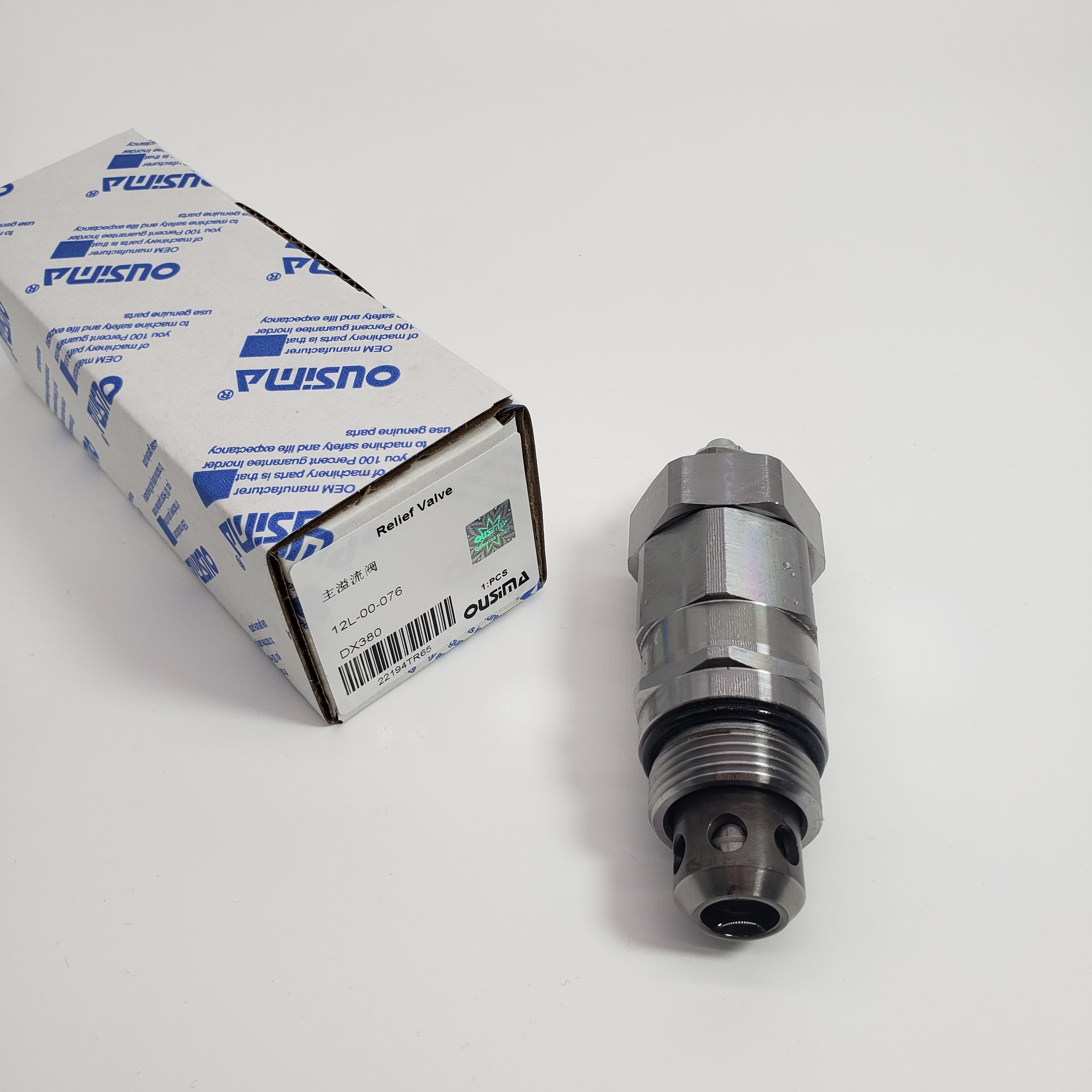 Excavator Main Relief Valve 12L-00-076 For DOOSAN DX380 DH80