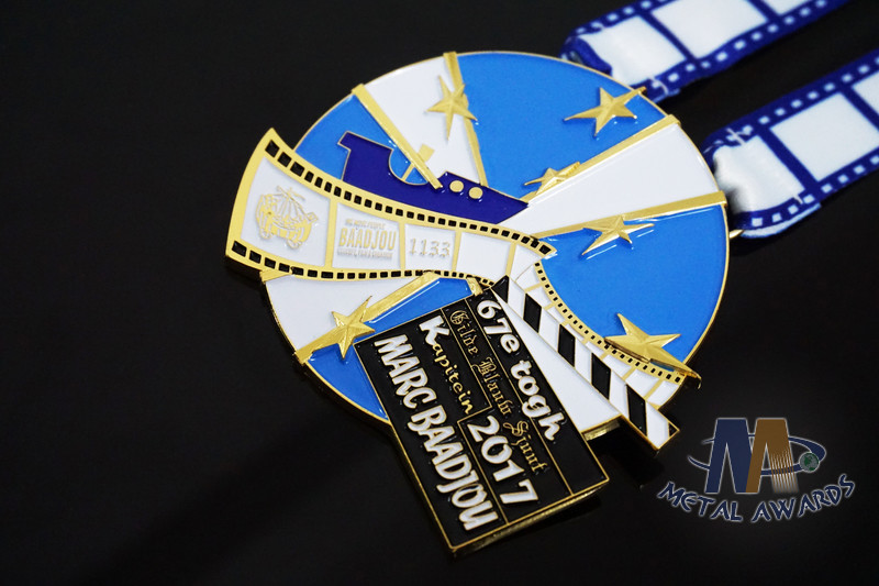 Zinc alloy Die Casing Metal Carnival Custom Sports Medals Marathon Half 10k 5k Medallion
