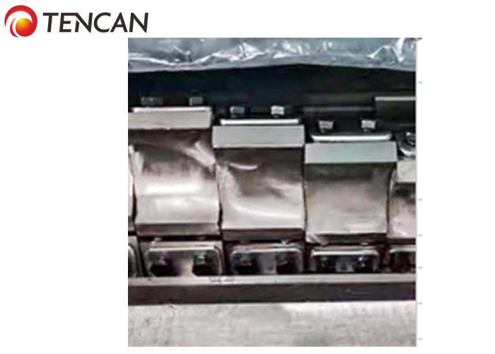 Tough Welded Steel Plastic Pulverizer Machine For Recycling Restoring Plastics