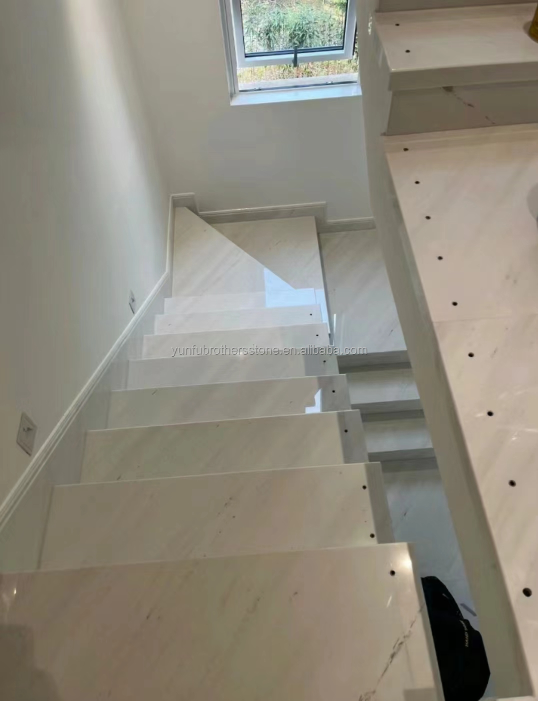 Indoor Villa Modern Natural Stone Stairs Design for Polished Straight Steps