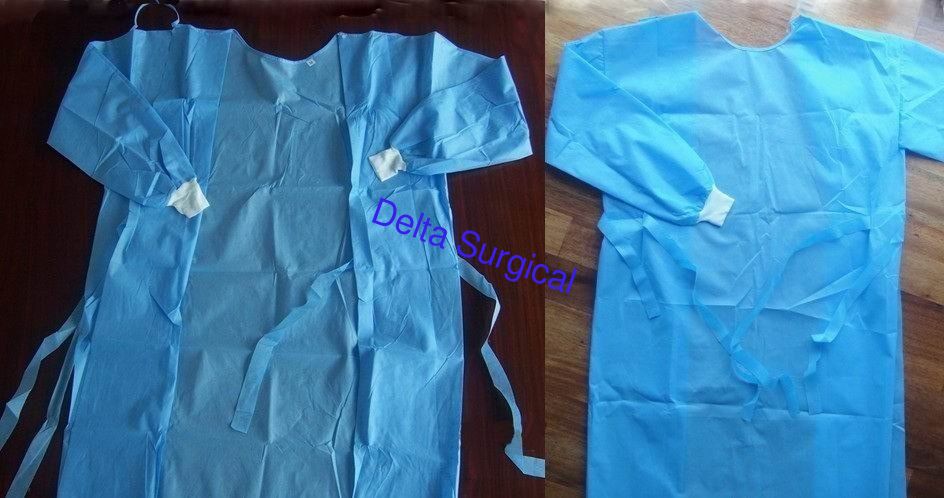 Reinforced surgical gown in SMMS with alcoholo resistant and antistatic treatment