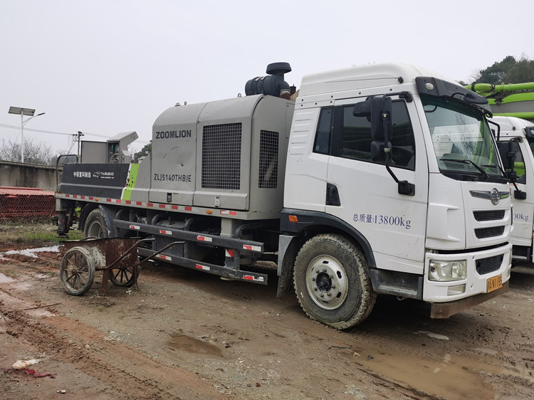 Used Concrete Pump Without Truck Customized Color New Used Options Available