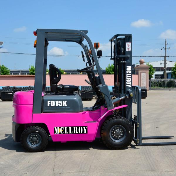 Compact Diesel Counterweight Forklift FD15 Comfortable Operation Easy Maintenanc