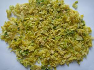 Quality Air Dried Vegetables Dehydrated Cabbage Flakes Max 8% Moisture Typical Flavor wholesale