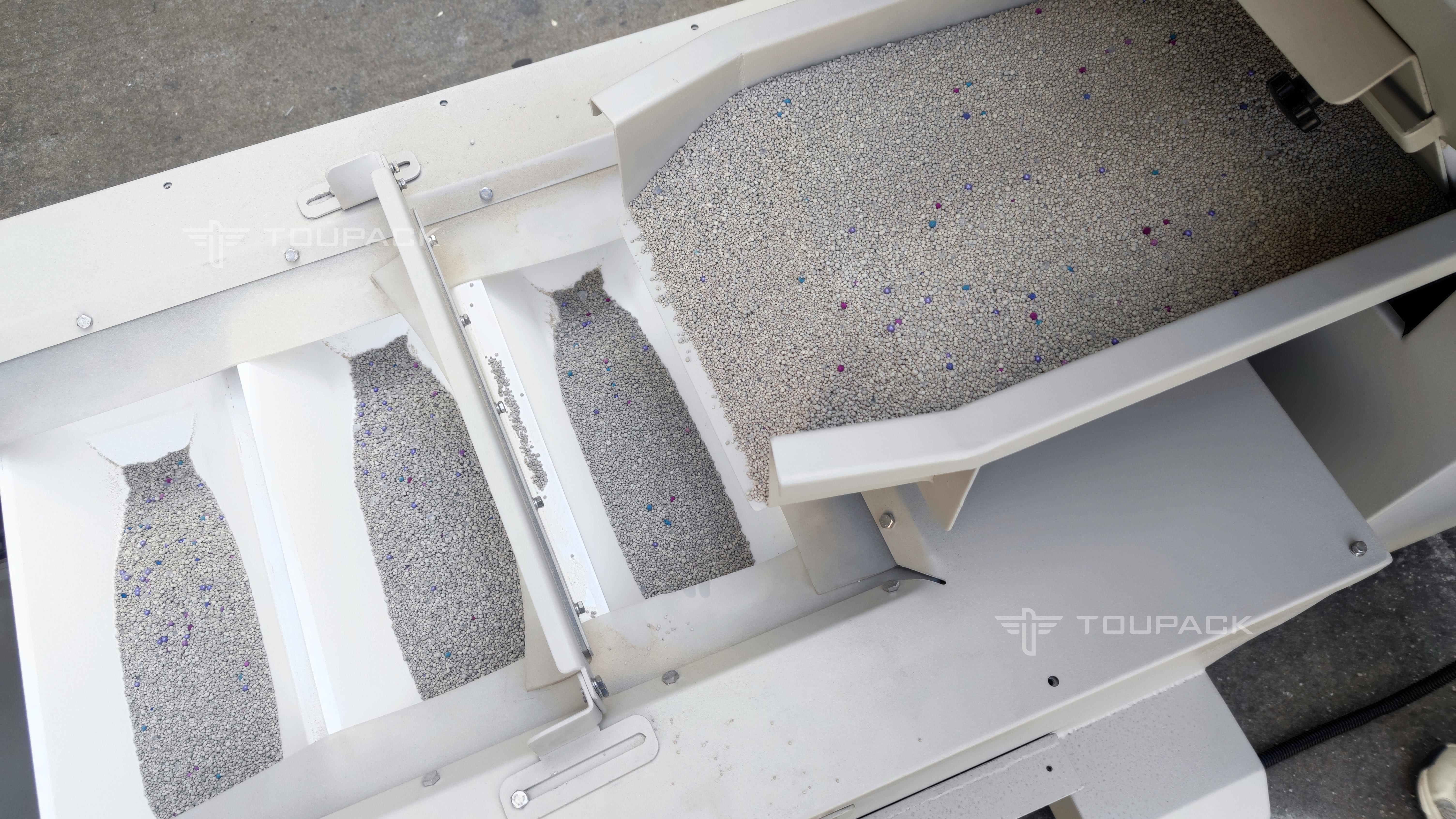 Automatic 4KG 10KG 18KG Granule 14 Head Weigher Cat Litter Bag Filling Packing Machine