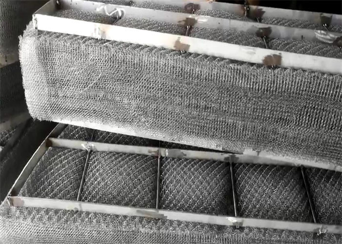 Customized Rectangular SS306 De Mister Pads / Demister Mesh For Vacuum Tower