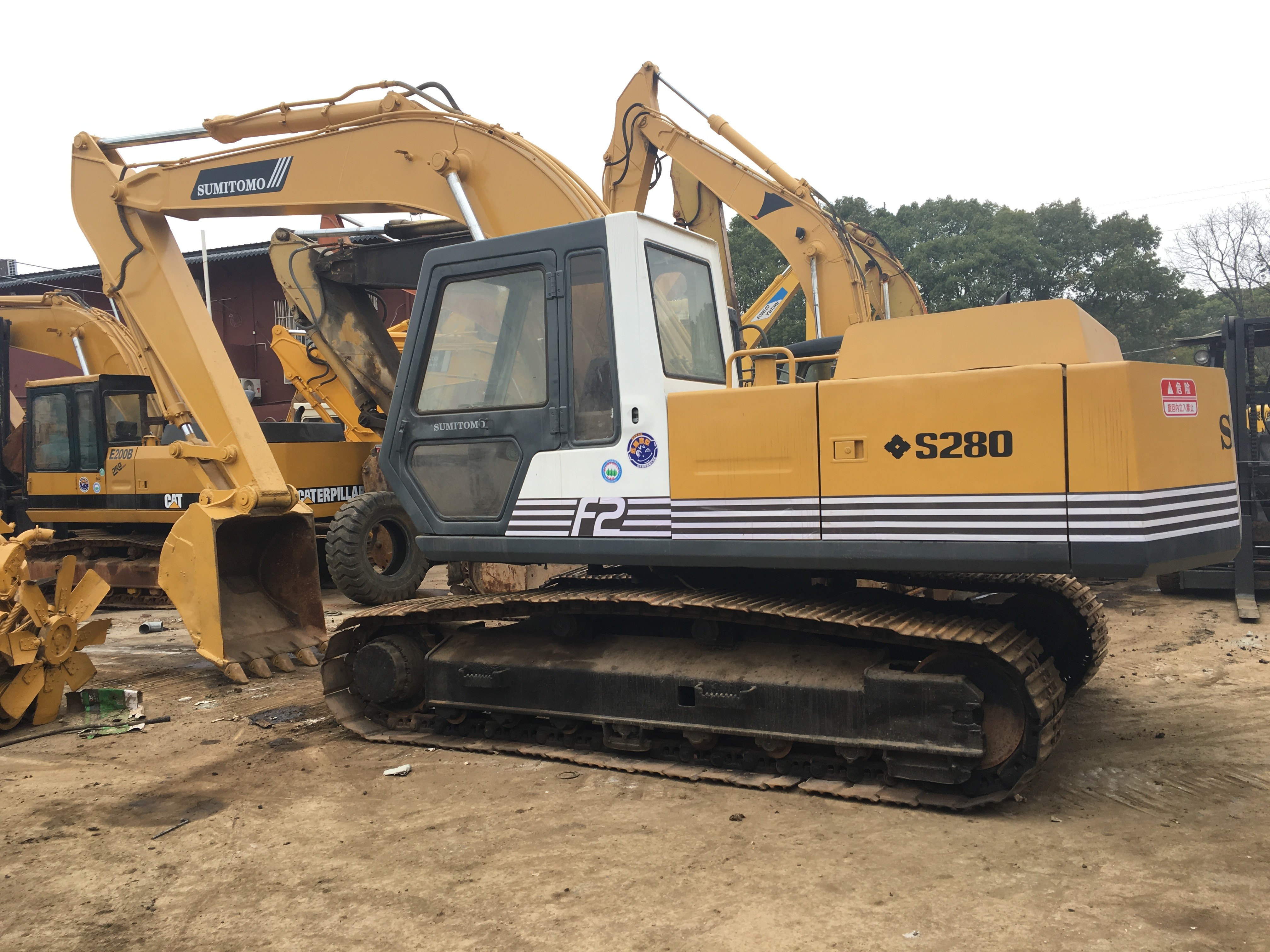 Japan Made Sumitomo S280 S265 S160 EX200 Hydraulic Crawler Excavator , Cheap Price Used Digger Excavator