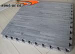 Eco-Friendly Soft Wood Grain Floor Used In Tradeshow Playroom Commercial