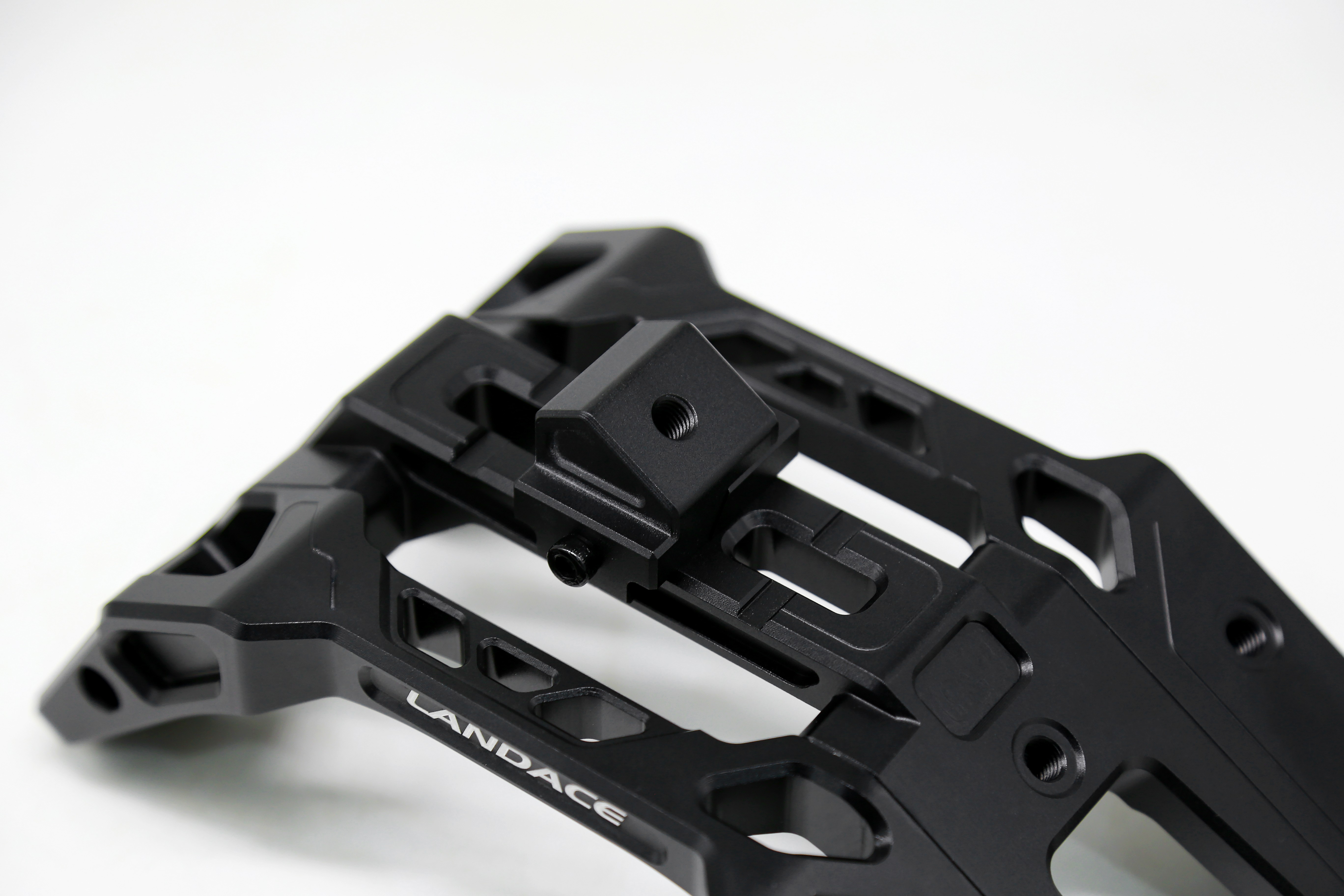 OEM Accepted High- Aluminum Alloy LED Driving Light Bracket A Pillar Mount for Jeep JL