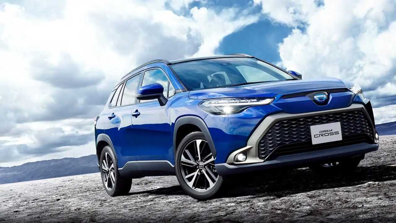 Left Steering To-yota Coro-lla Cross Car 2024 2023 Hybrid Gasoline Fuel Vehicle/ Automatic Gear Box Compact SUV 0km Used