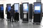 Indoor LCD Floor Standing Touch Screen Digital Signage