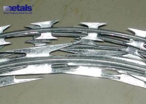 Quality BTO30 Galvanized Concertina Razor Barbed Wire Green PVC Coated wholesale
