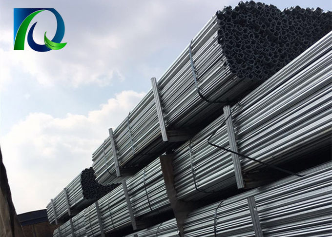 2.0MM Thick Metal Trellis Posts Heavy Duty With W Shaped Section Recyclable