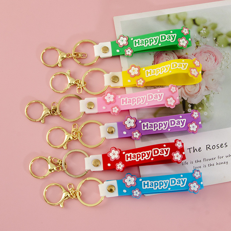 Cute Cartoon Keychain Charms For Girls And Boys , Bpa Free Customized Silicone Keychain Wristband