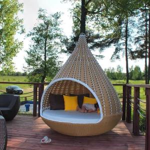 Quality Eco Friendly Beach Garden PE Rattan Lying Bed 2-3 Person Lounge Leisure Chair wholesale