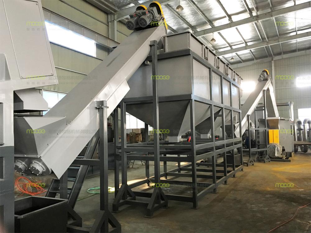 300-1000kg/H HDPE Film Recycling Machine Farms PE Granulator Machine