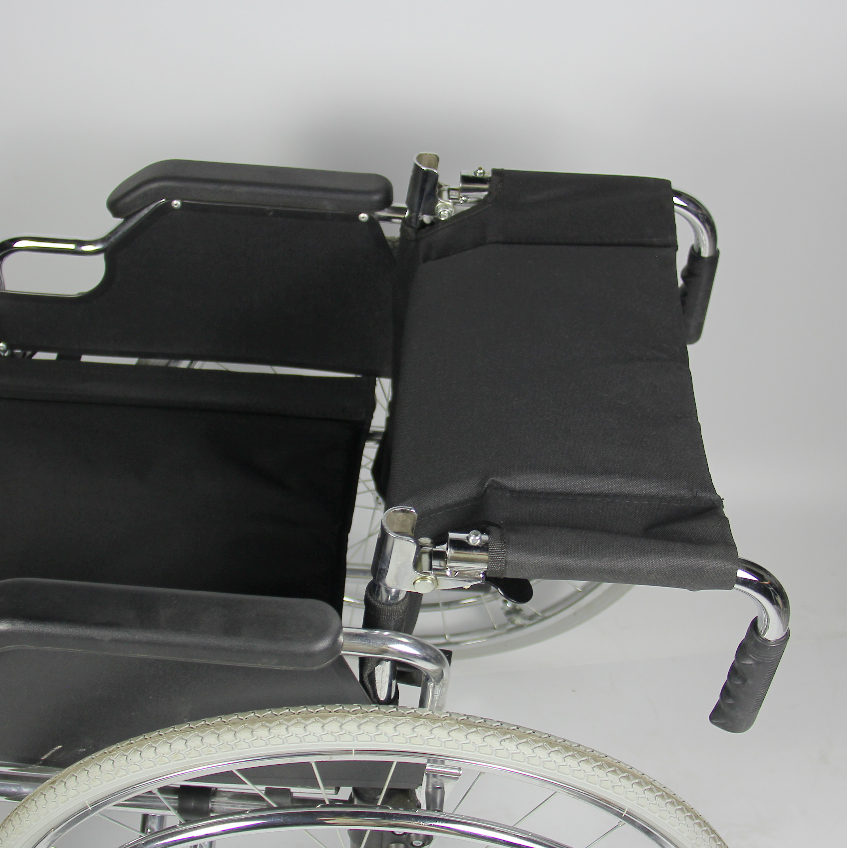 Multi - Function Rich Configuration Folding Steel Wheelchair Flip Up Armrest