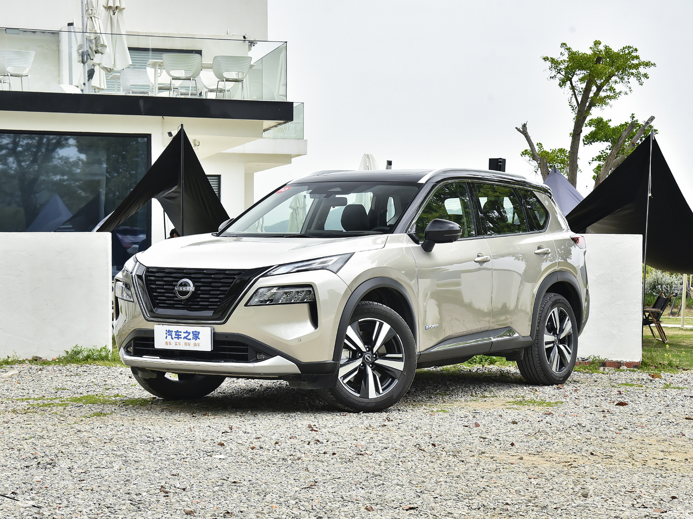 Nissan X Trail Hybrid E-Power Dual Motor 4WD Petrol Electric Luxury Max and Length * Width * Height 4770*1895*1689mm